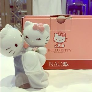 PORCELAIN “Hello Kitty Gets Married” figurine